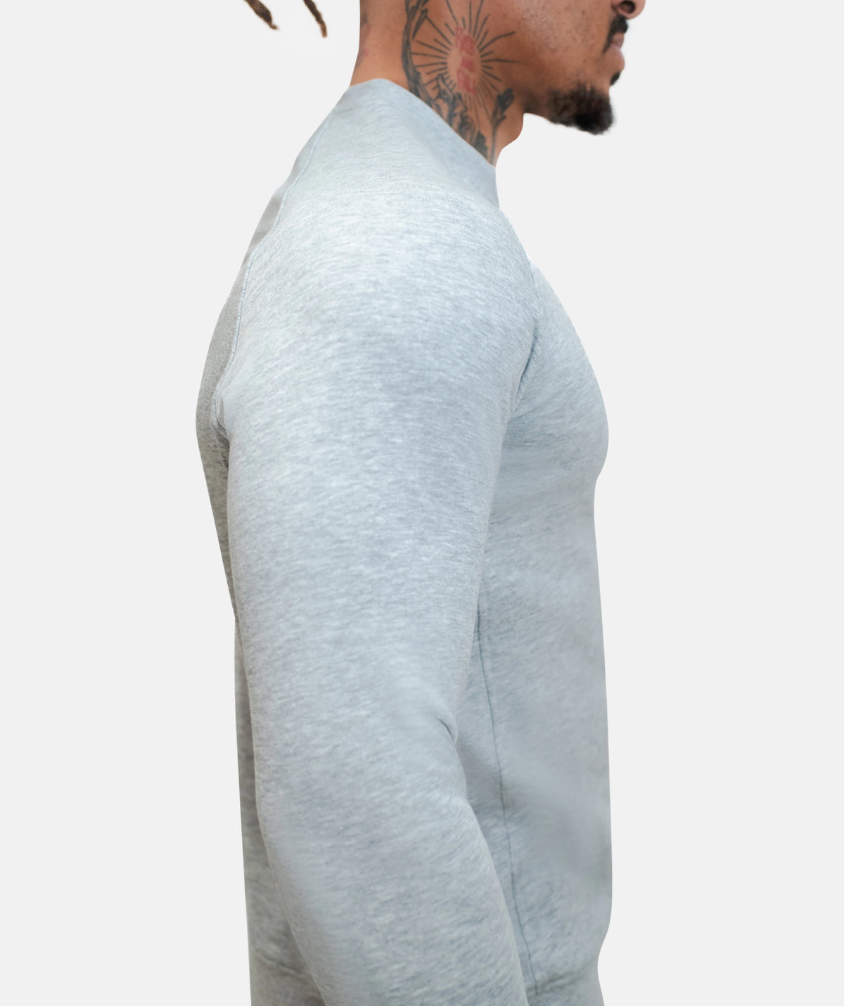 men grey t-shirt