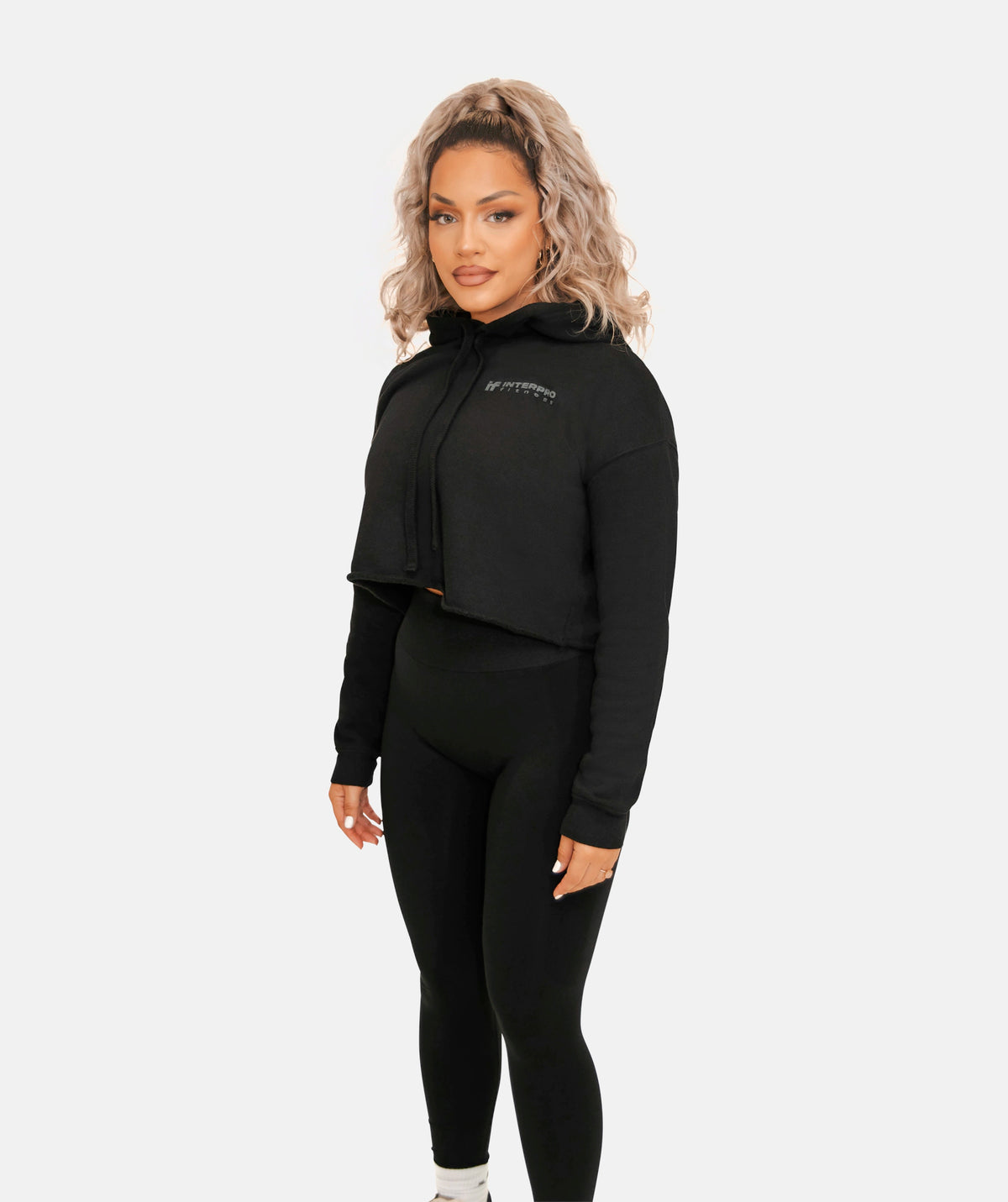  black cropped hoodie 