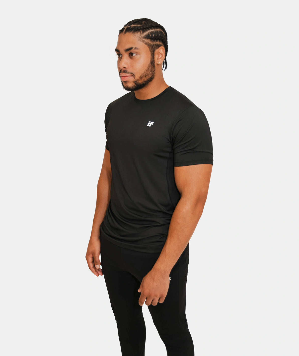 black breathable T-shirt black pants