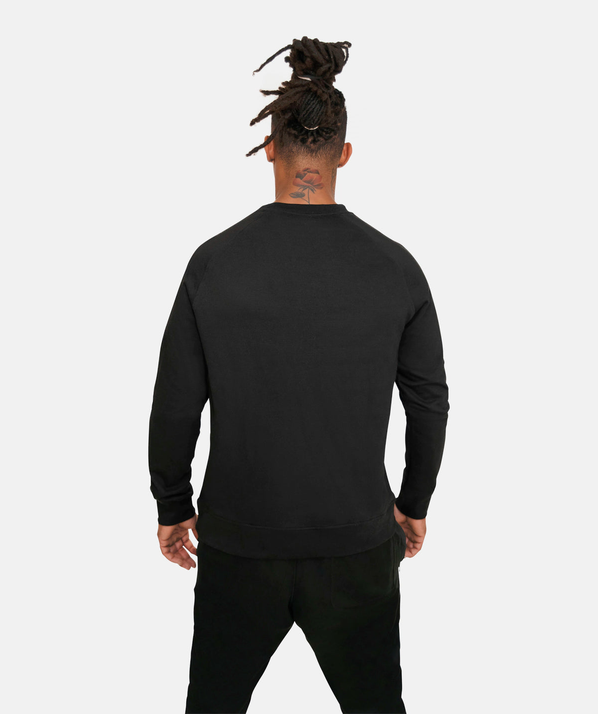interpro black long-sleeved sweater 