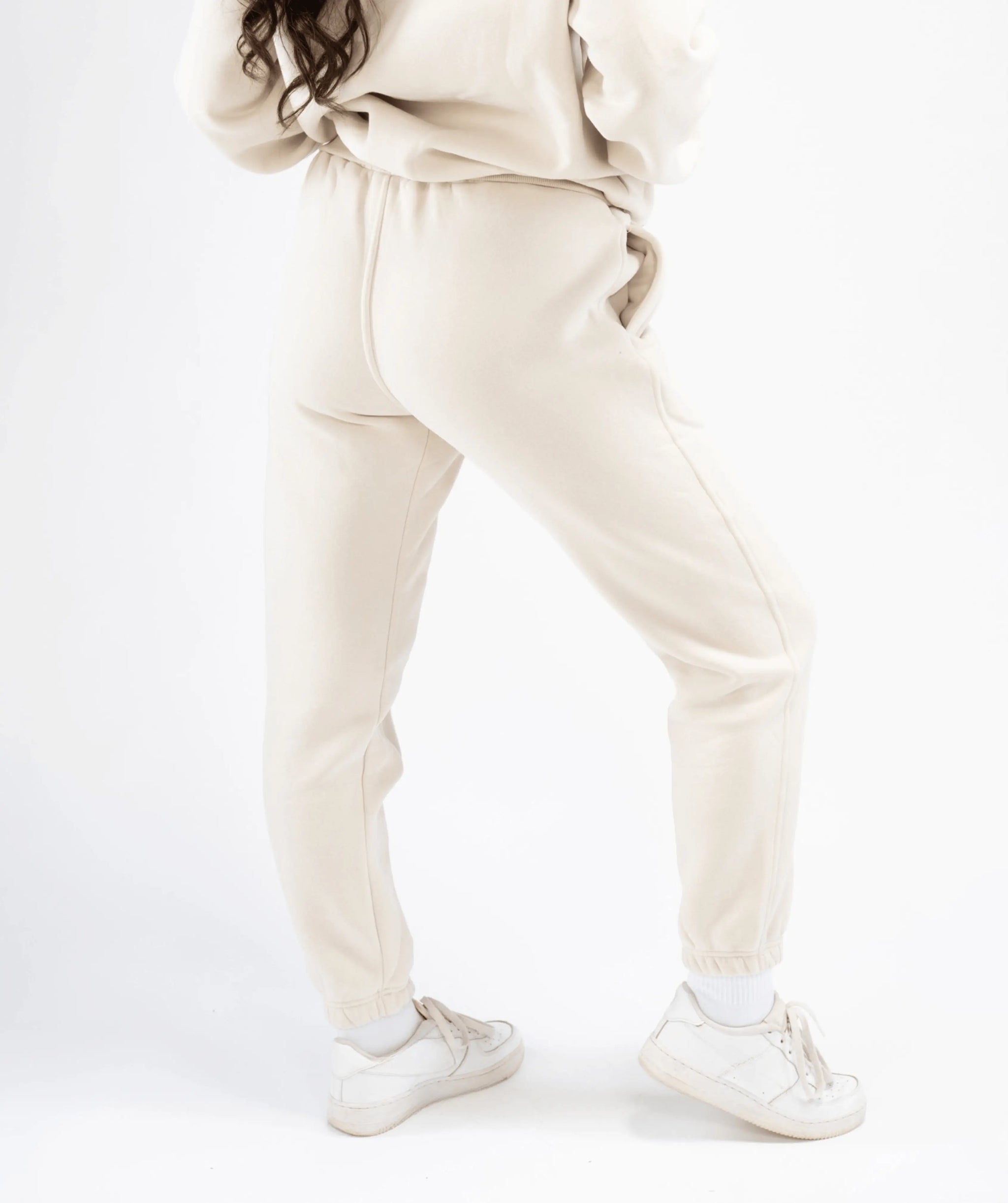 Women's Regular Fit Joggers - Creme