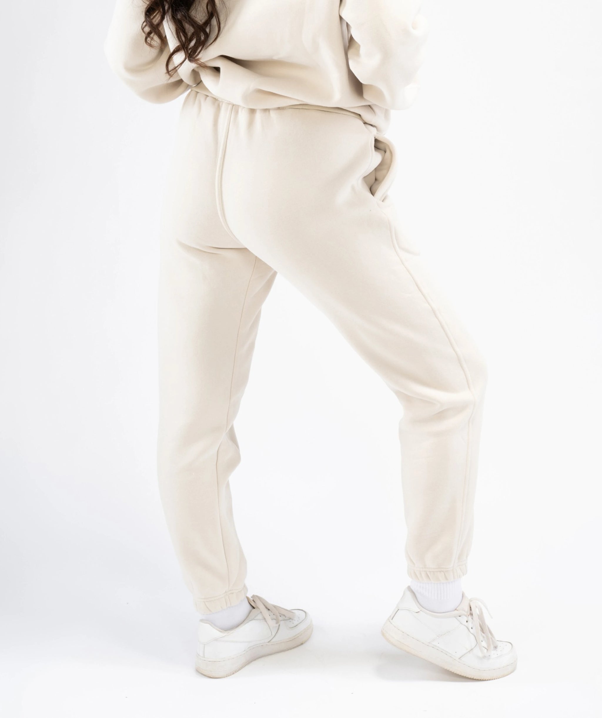 Women's Regular Fit Joggers - Creme