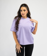 Women’s lilac oversized gym T-shirt, front view showcasing lightweight material and casual oversized look