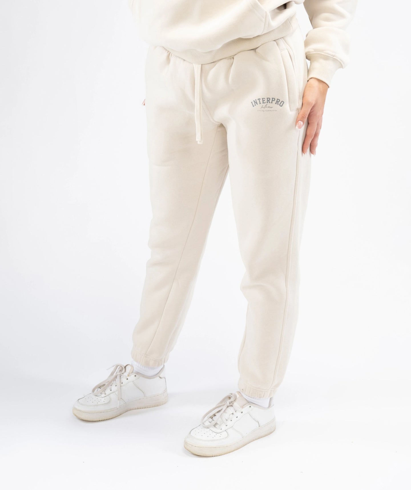 Women's Regular Fit Joggers - Creme