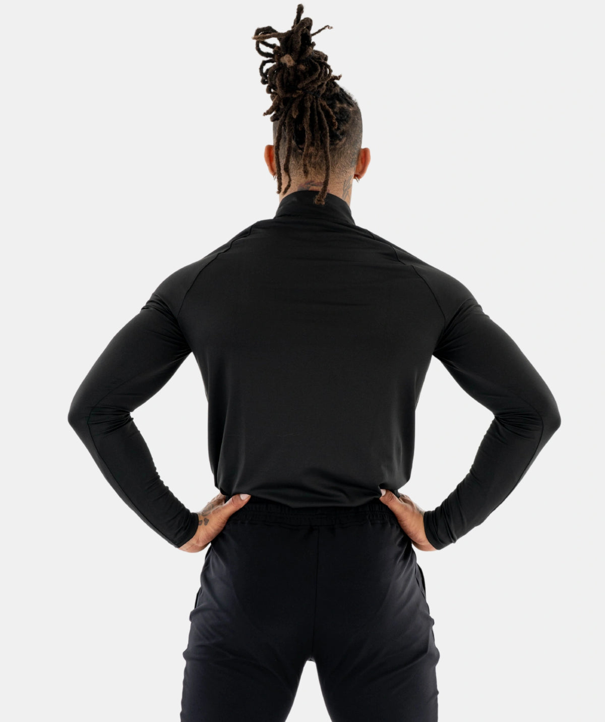 black long-sleeve athletic