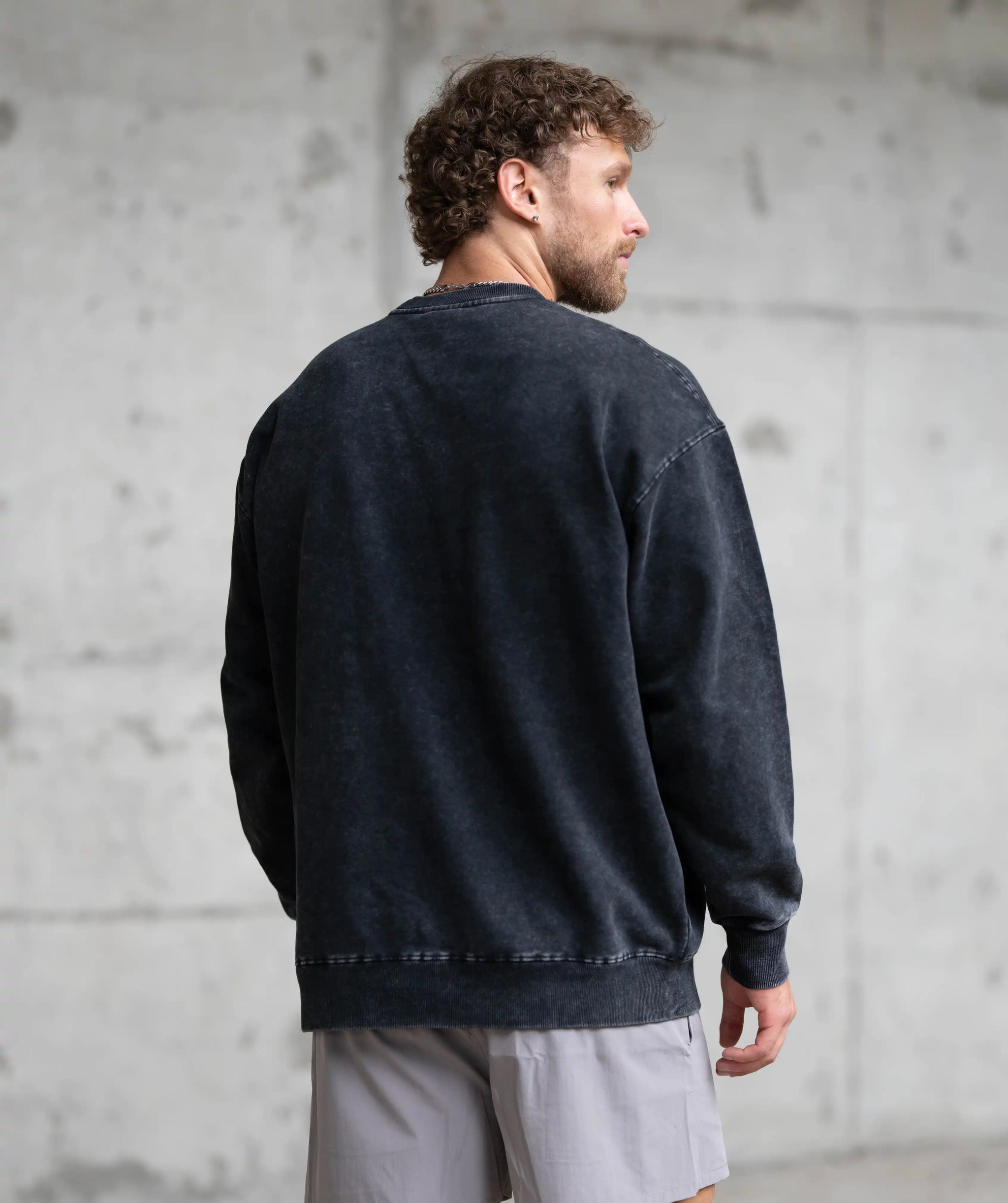 Men's Oversized Acid Wash Sweater - Black